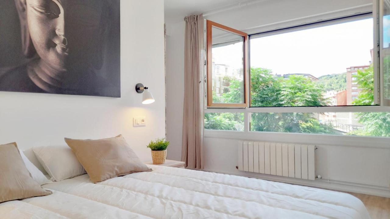 Mood Bilbao Apartamentos - New & Special Bagian luar foto